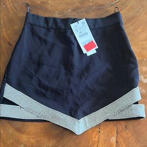 High Waist Black Shorts with Geometric Accents